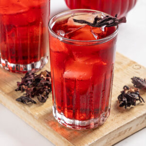 Aguas frescas 1650ml (Jamaica, limón, pepino con limón, naranja y horchata-coco).